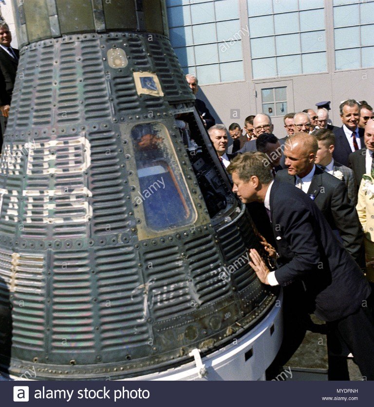 febrero-23-1962-el-presidente-john-f-kennedy-y-768x834.jpg