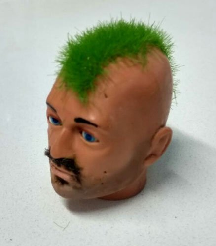 Cabeza Punk Green.jpg